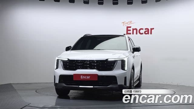 Kia Sorento 2023 — Фото 3/20