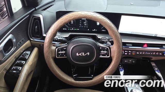 Kia Sorento 2023 — Фото 13/20