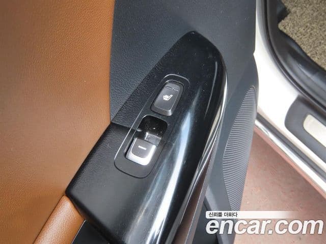 Kia Sportage The Bold 2020 — ფოტო 13/20