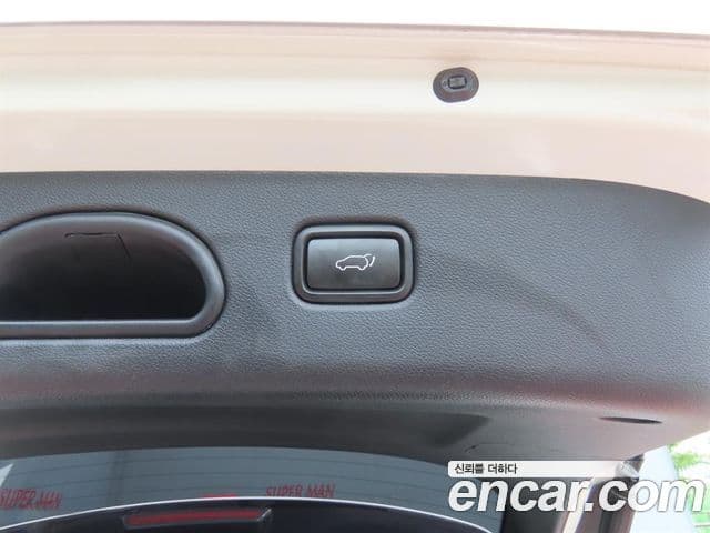 Kia Sportage The Bold 2020 — ფოტო 17/20