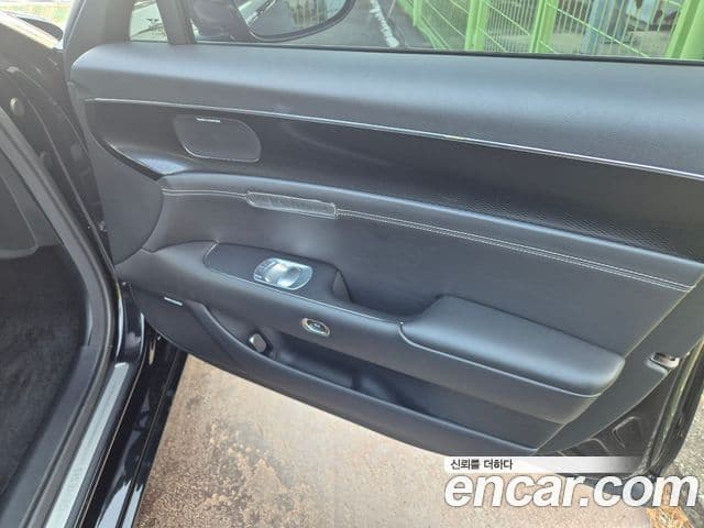 Genesis G90 2022 — Şəkil 7/20