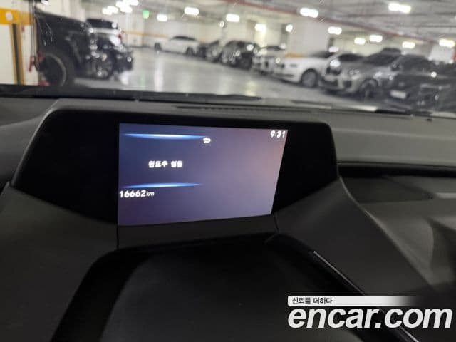 Toyota Prius 2024 — Şəkil 11/20