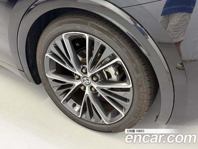 Toyota Prius 2024 — Şəkil 16/20