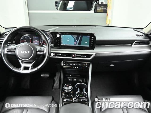 Kia K5 2023 — Şəkil 9/20