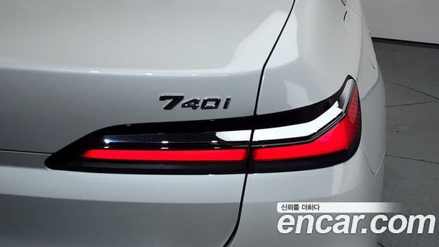 BMW 7 Series 2025 — ფოტო 23/38