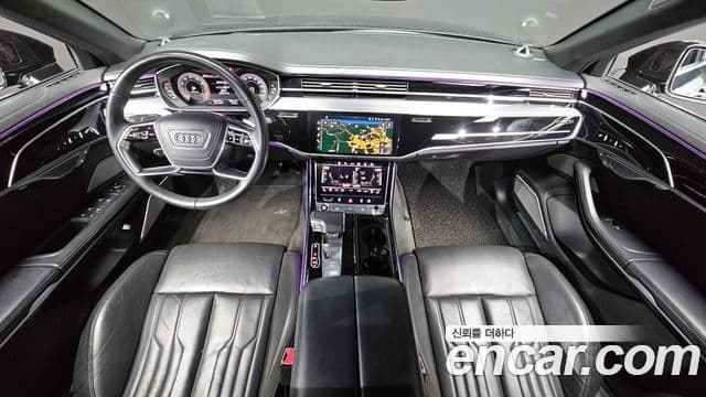 Audi A8 2021 — ფოტო 7/20