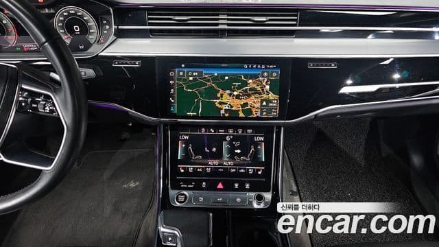 Audi A8 2021 — Şəkil 15/20