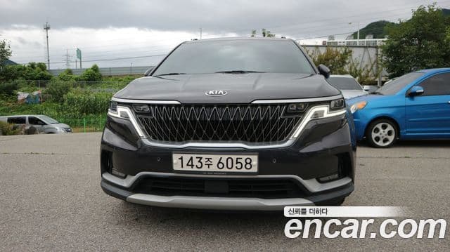 Kia Carnival 2021 — ფოტო 20/20