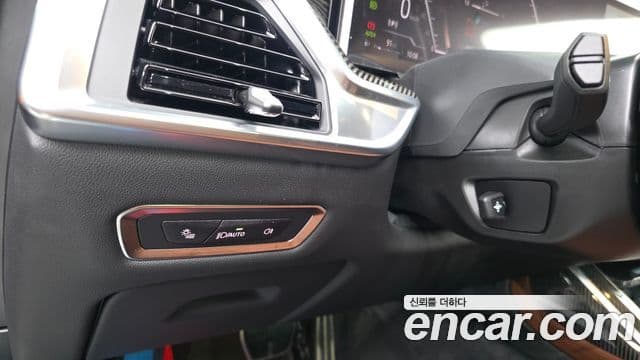 BMW X7 2025 — ფოტო 15/20