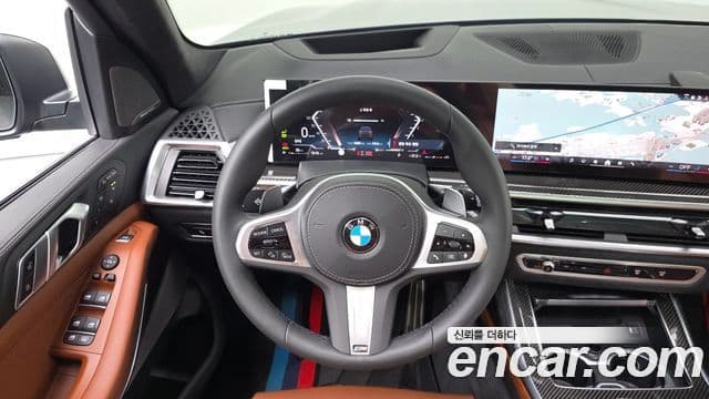 BMW X7 2025 — ფოტო 17/20
