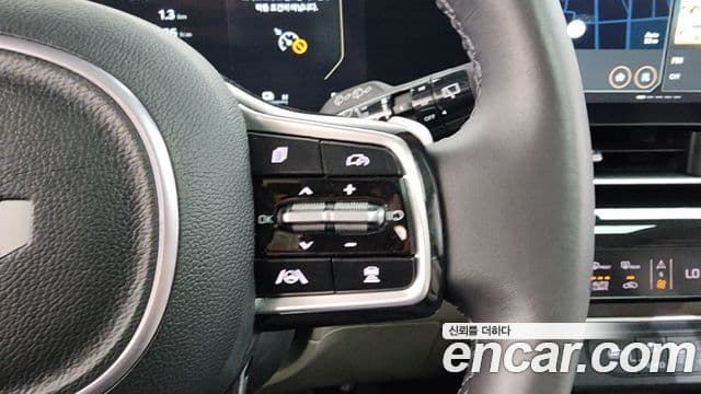 Kia Carnival 2024 — Şəkil 16/20