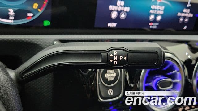 Mercedes-Benz CLA-Class 2021 — Фото 14/20