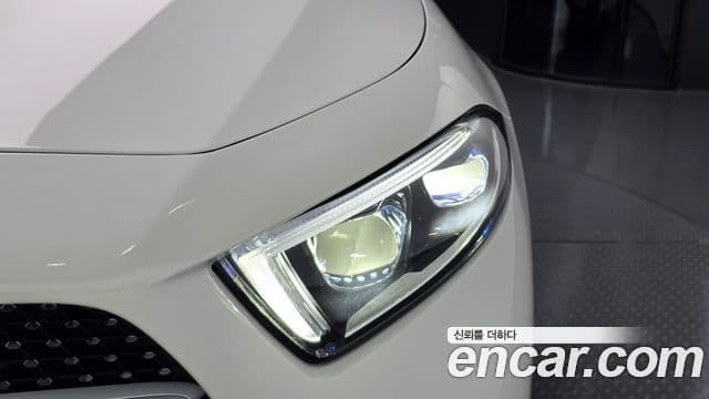 Mercedes-Benz CLS-Class 2021 — Photo 29/34