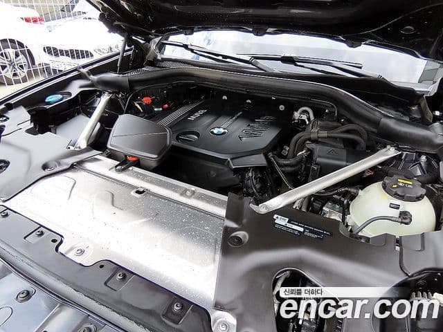 BMW X3 2019 — ფოტო 18/20