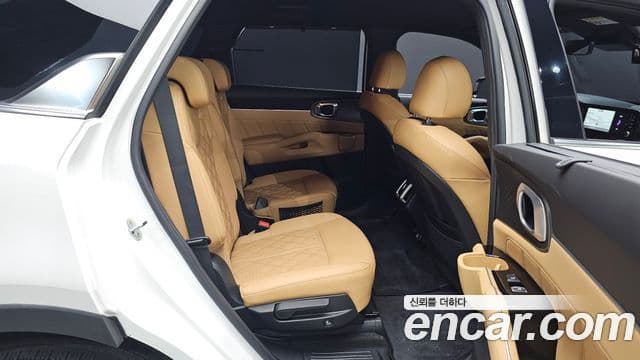 Kia Sorento 2020 — Фото 11/20
