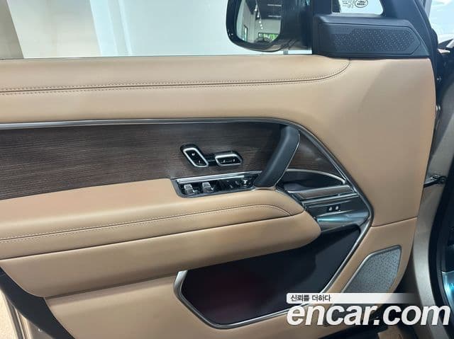 Land Rover Range Rover 2026 — Photo 9/20