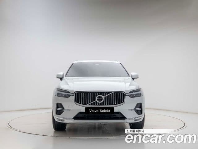 Volvo XC60 2025 — Фото 2/19