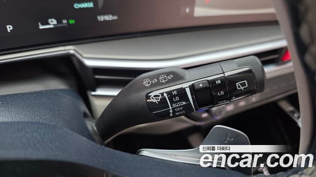 Kia Sorento 2024 — Фото 16/20