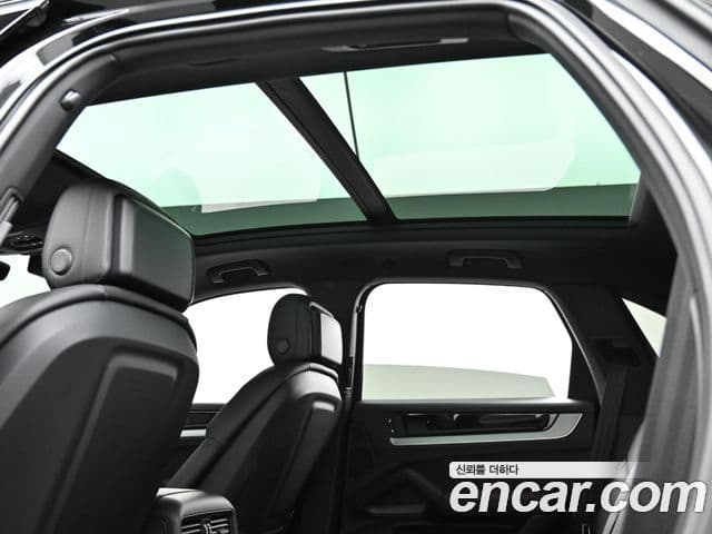 Porsche Cayenne 2025 — Photo 16/20