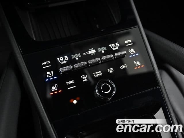 Porsche Cayenne 2025 — Photo 19/20