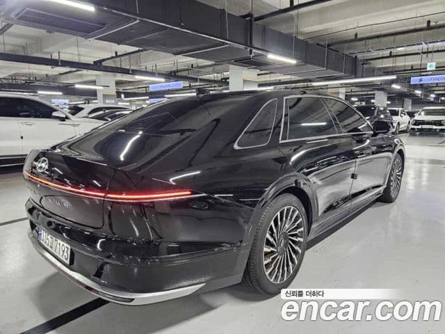 Hyundai Grandeur 2023 — ფოტო 3/20