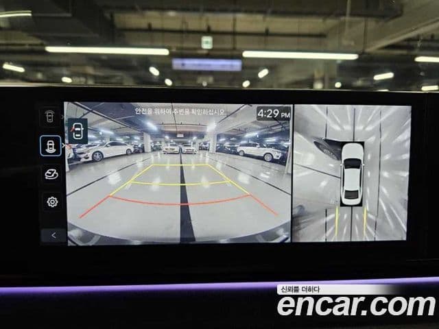 Hyundai Grandeur 2023 — ფოტო 8/20