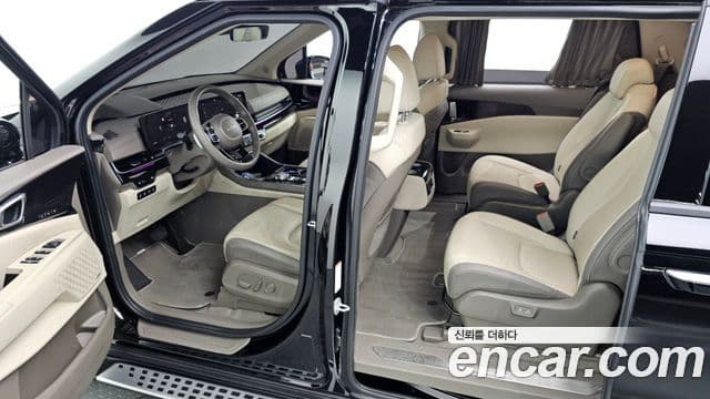 Kia Carnival 2024 — ფოტო 10/20