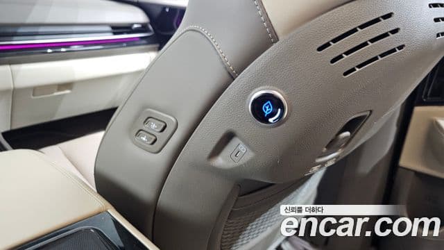 Kia Carnival 2024 — ფოტო 12/20