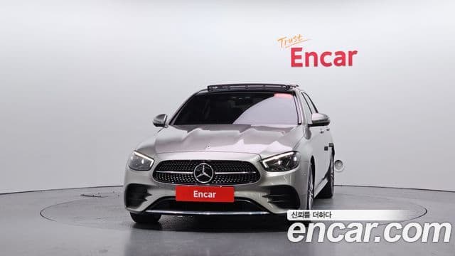 Mercedes-Benz E-Class 2022 — Фото 3/20