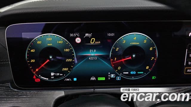 Mercedes-Benz E-Class 2022 — Фото 8/20