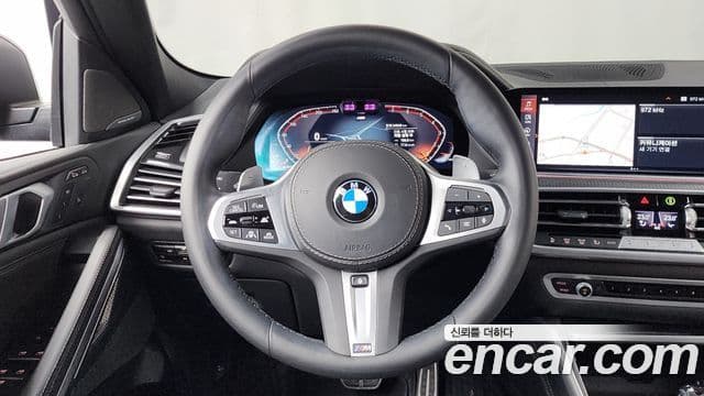 BMW X6 2023 — ფოტო 13/20