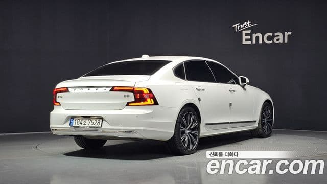 Volvo S90 2022 — Şəkil 2/20