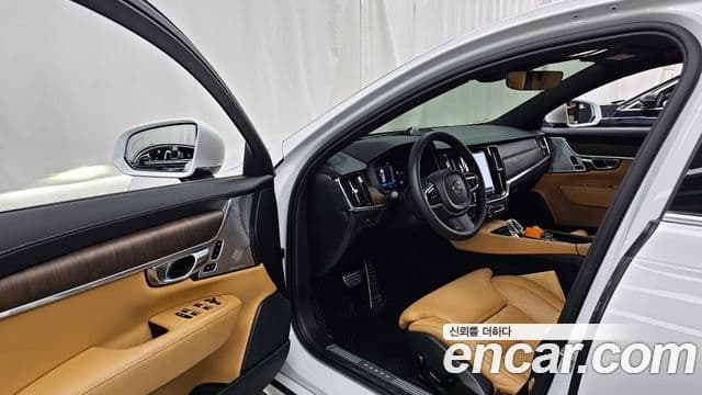 Volvo S90 2022 — Şəkil 10/20