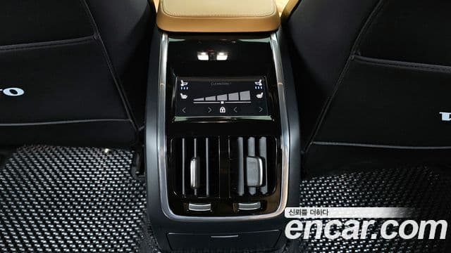 Volvo S90 2022 — Şəkil 19/20