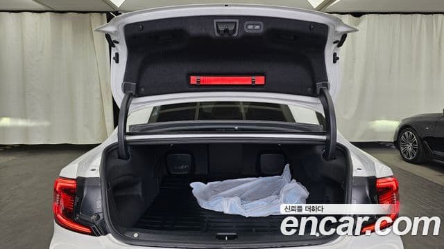Volvo S90 2022 — Şəkil 20/20