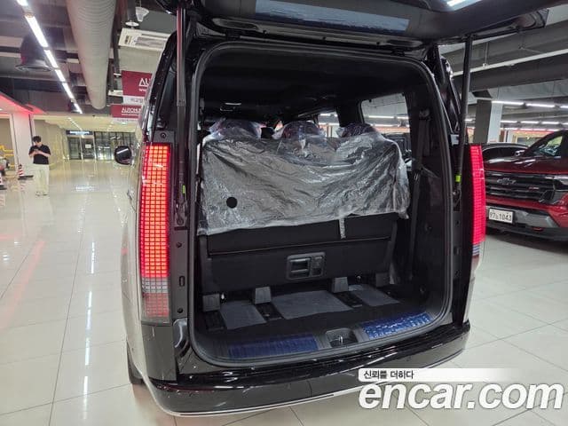 Hyundai Staria 2026 — Şəkil 5/20