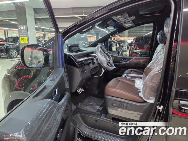 Hyundai Staria 2026 — Şəkil 7/20