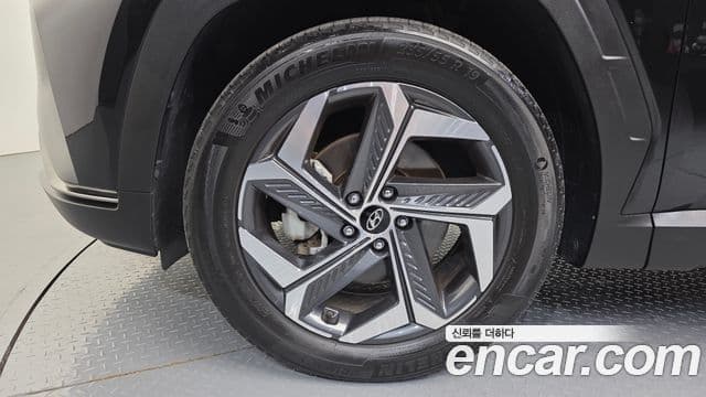 Hyundai The New Tucson 2021 — ფოტო 5/20
