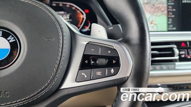 BMW X6 2021 — ფოტო 16/20