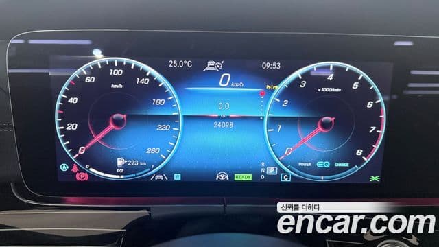 Mercedes-Benz E-Class 2023 — ფოტო 6/20