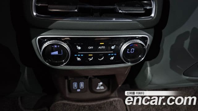 Genesis GV80 2020 — Şəkil 19/20