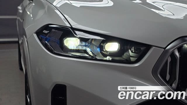 BMW X6 2024 — Photo 9/31