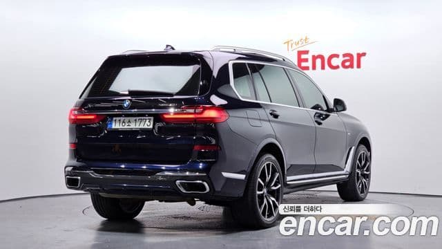 BMW X7 2022 — ფოტო 1/20