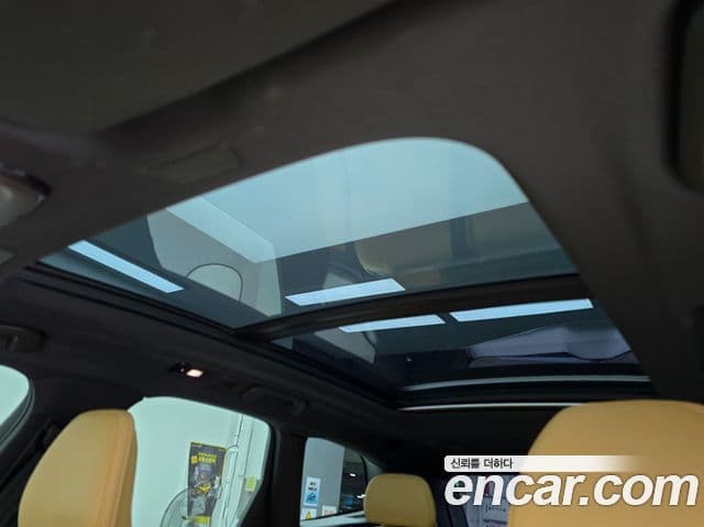 Volvo XC60 2023 — Şəkil 17/20