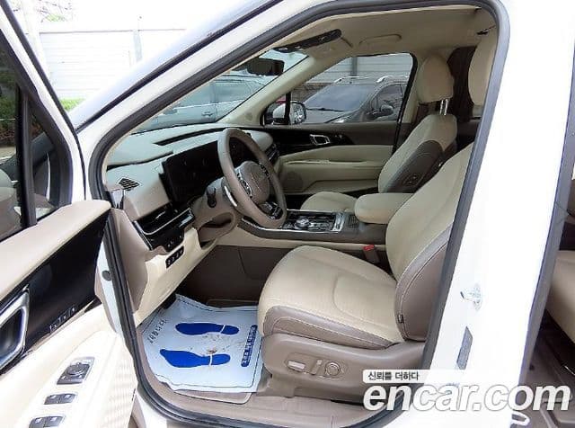 Kia Carnival 2024 — ფოტო 4/20