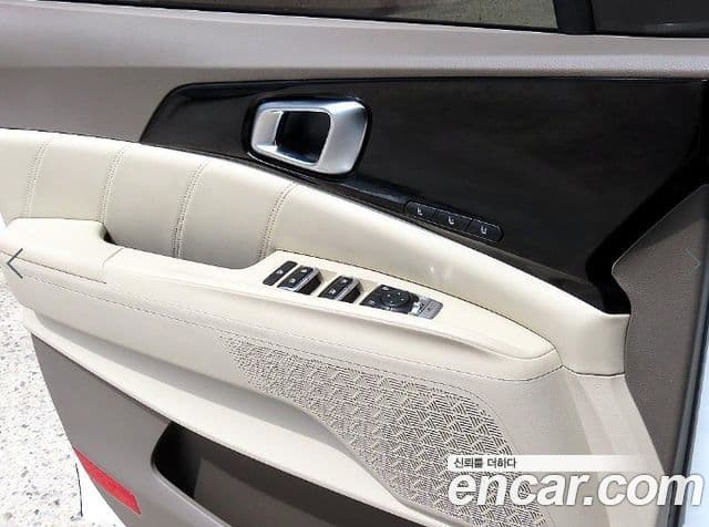 Kia Carnival 2024 — ფოტო 12/20
