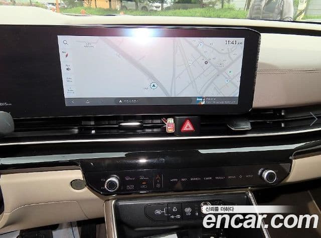 Kia Carnival 2024 — ფოტო 13/20