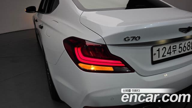 Genesis G70 2019 — ფოტო 34/34