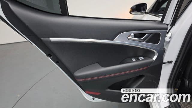 Genesis G70 2019 — ფოტო 4/34