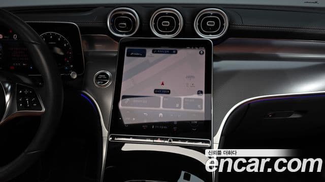 Mercedes-Benz GLC-Class 2025 — ფოტო 14/20